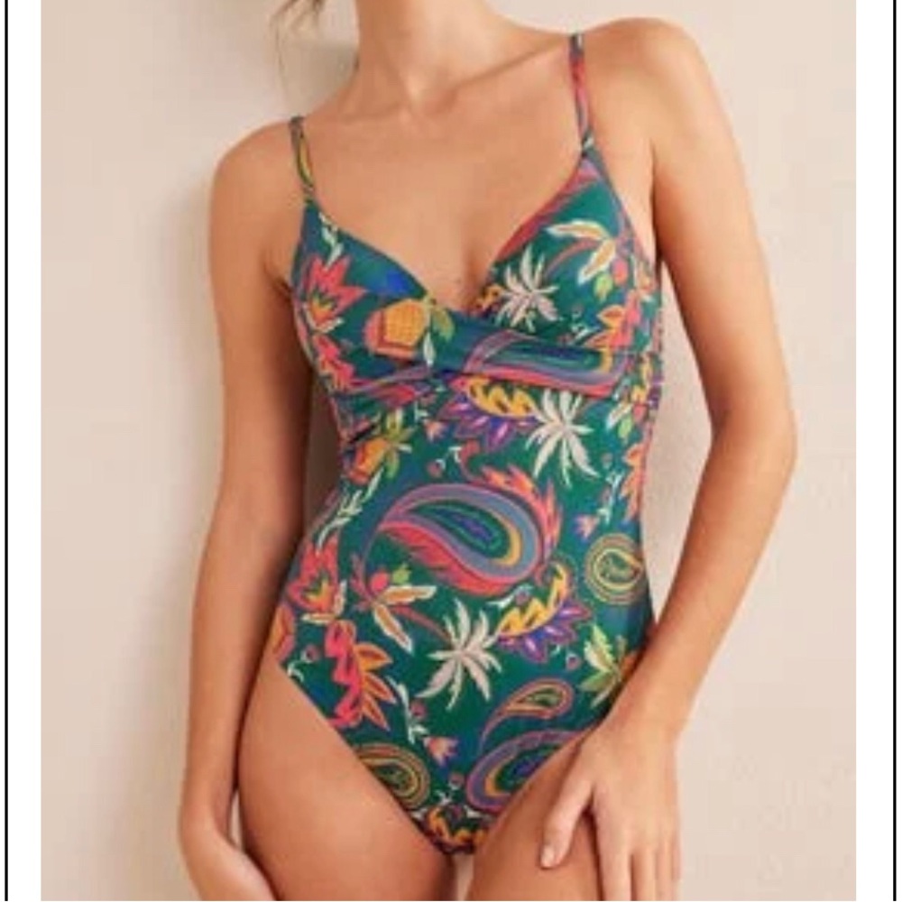 Boden NEW Multicolor Paisley Pineapple Swimsuit Size 32C